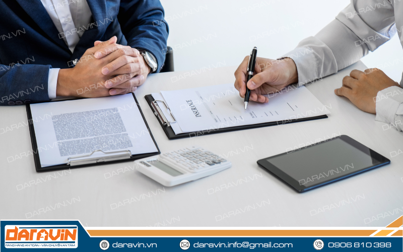 Kiểm tra các chứng chỉ và chính sách khi mua hàng Kiểm tra các chứng chỉ và chính sách khi mua hàng