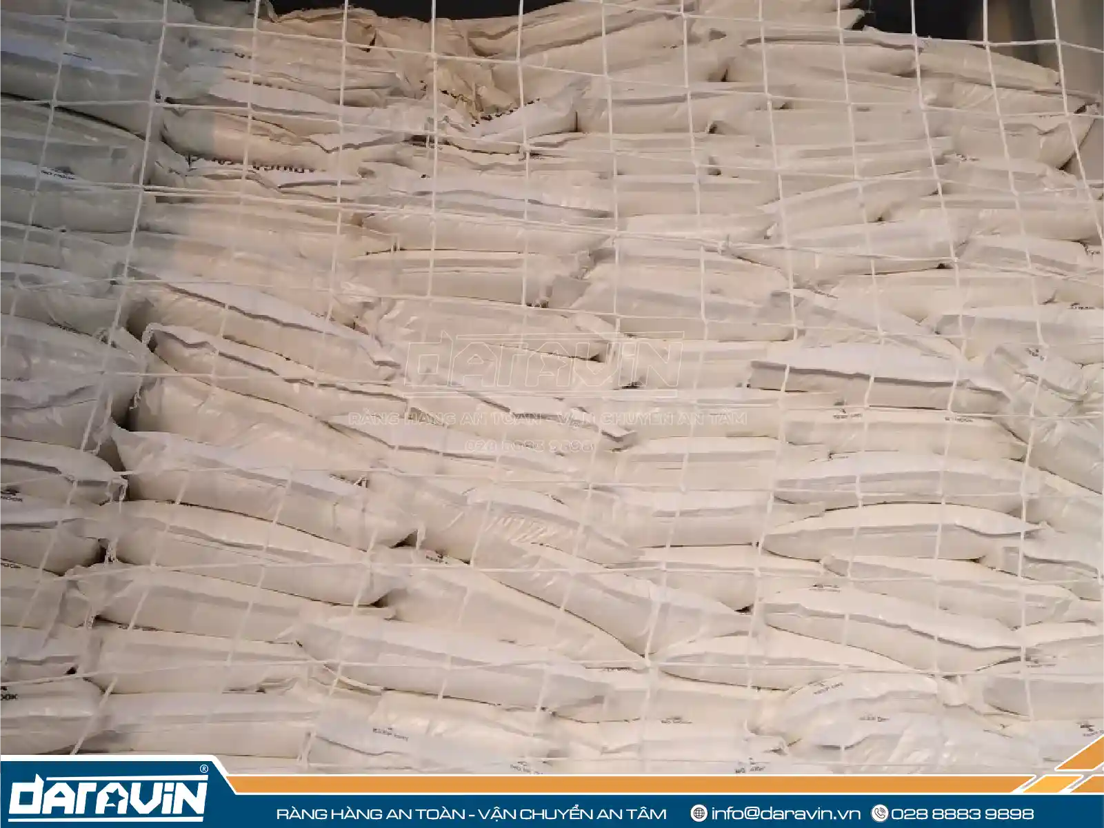 Hình thực tế khi sử dụng lưới chắn container phi 4 mắt 15cm