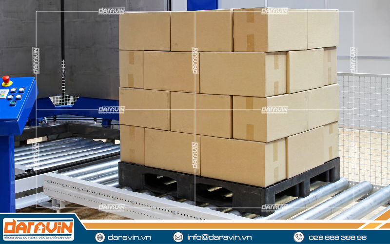 pallet nhựa có nhiều ưu điểm nổi trội hơn so với pallet gỗ pallet nhựa có nhiều ưu điểm nổi trội hơn so với pallet gỗ