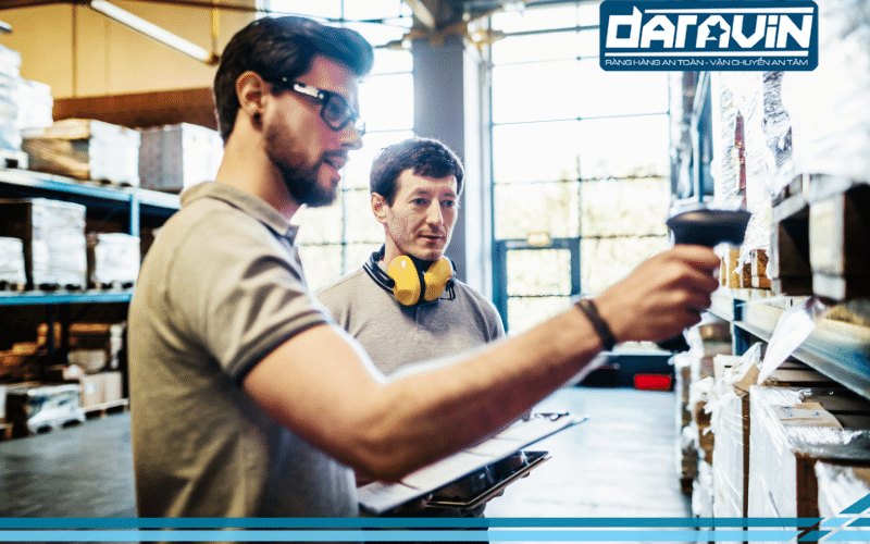 Sử dụng mã SKU giúp dễ dàng sắp xếp và quản lý hàng trong kho Sử dụng mã SKU giúp dễ dàng sắp xếp và quản lý hàng trong kho