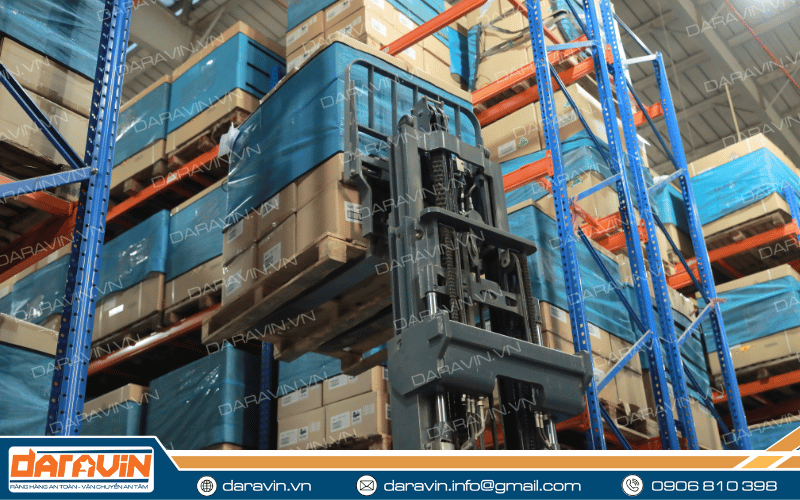 Thiết kế bền bỉ có thể tái sử dụng nhiều lần là điểm mạnh của lưới quấn pallet DARAVIN Thiết kế bền bỉ có thể tái sử dụng nhiều lần là điểm mạnh của lưới quấn pallet DARAVIN