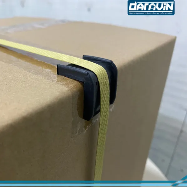 Nẹp góc nhựa 27x22x22mm