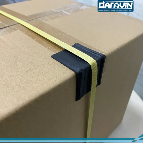 Nẹp góc nhựa 45x45x45mm