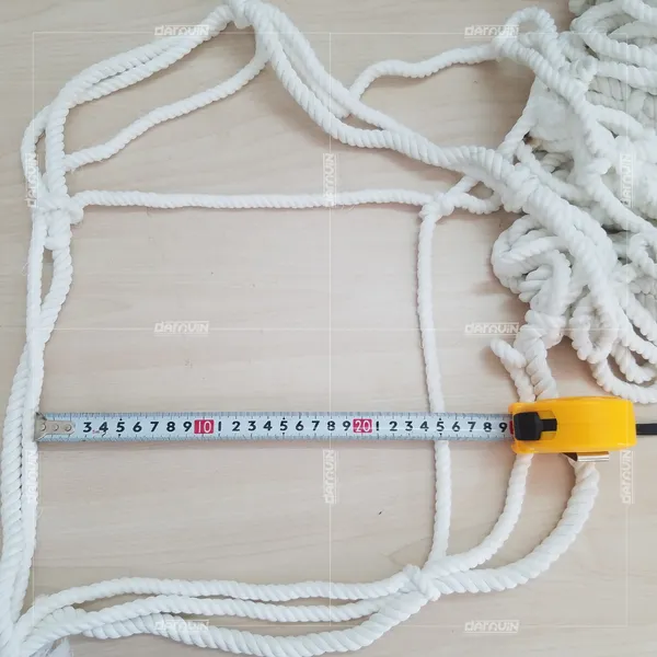 Lưới chắn container phi 4 mắt 15cm