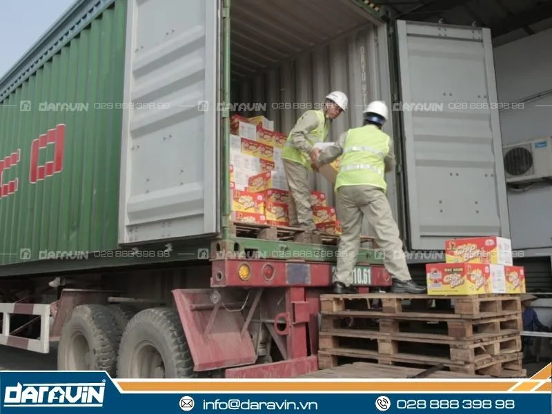 Top 4 giải pháp chống rơi đổ hàng hóa khi mở cửa thùng container