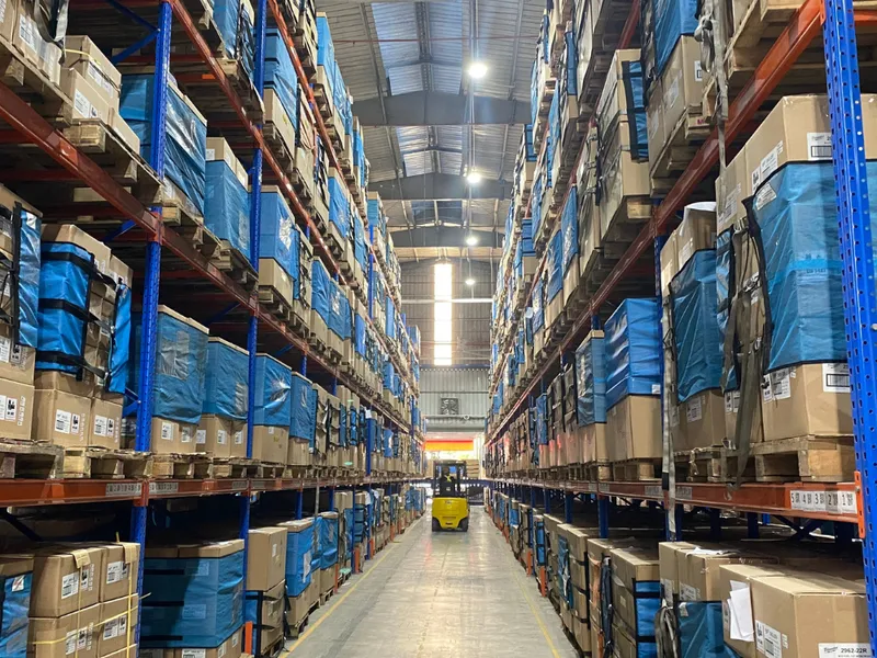 GREEN WAREHOUSE LÀ GÌ?SỰ THẬT VỀ GIÁ TRỊ NÓ MANG LẠI CHO DOANH NGHIỆP