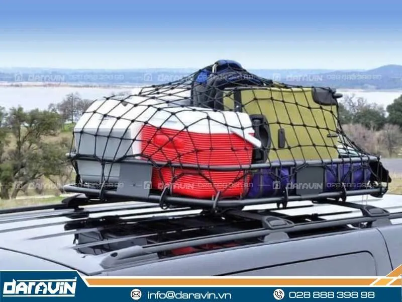 Hướng dẫn ràng hàng trên nóc xe ô tô đúng cách, an toàn, chắc chắn