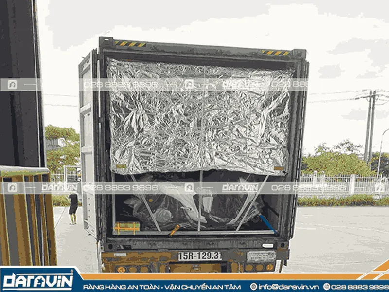 Cách Dùng Bạt Phủ Cách Nhiệt Container Hiệu Quả Và Bền Lâu