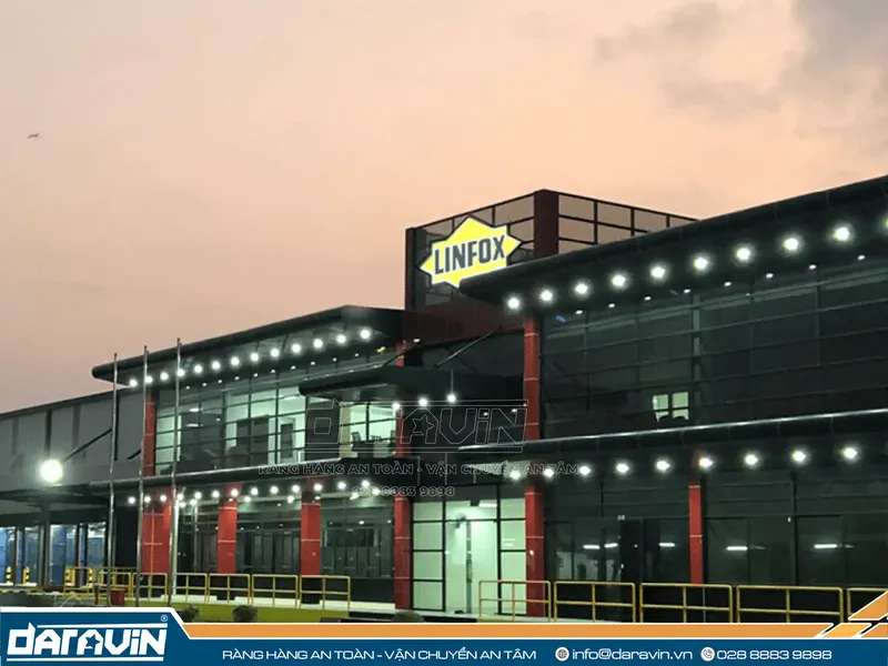 Linfox Logistics Việt Nam tối ưu lưu kho và vận chuyển với lưới quấn pallet và dây thun pallet Daravin