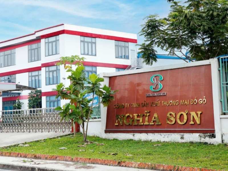 Nghĩa Sơn là doanh nghiệp sản xuất đồ gỗ nội thất và ngoại thất quy mô lớn tại Đồng Nai