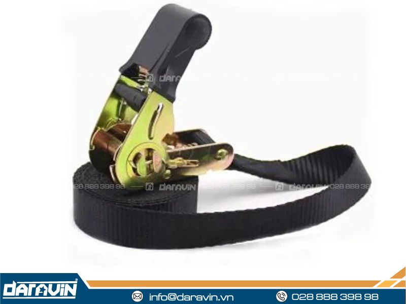 Ứng dụng dây chằng hàng tăng đơ cán nhựa bản 25mm tải 650kg không móc
