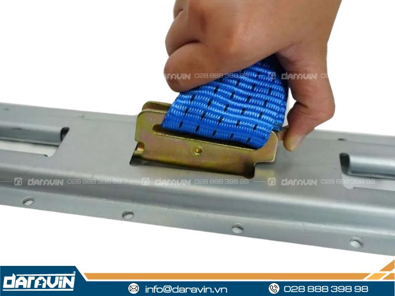 Ứng dụng Dây chằng tăng đơ tải 3T bản 50mm móc E-fit