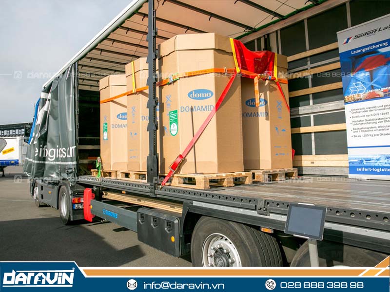 Ứng dụng dây tăng đơ cáp vải trong ngành tổ chức sự kiện Ứng dụng dây tăng đơ cáp vải trong ngành tổ chức sự kiện