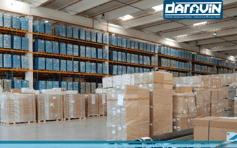 Vì màng pe chỉ sử dụng được một lần nên gây lãng phí vật tư cho toàn bộ kho hàng Vì màng pe chỉ sử dụng được một lần nên gây lãng phí vật tư cho toàn bộ kho hàng