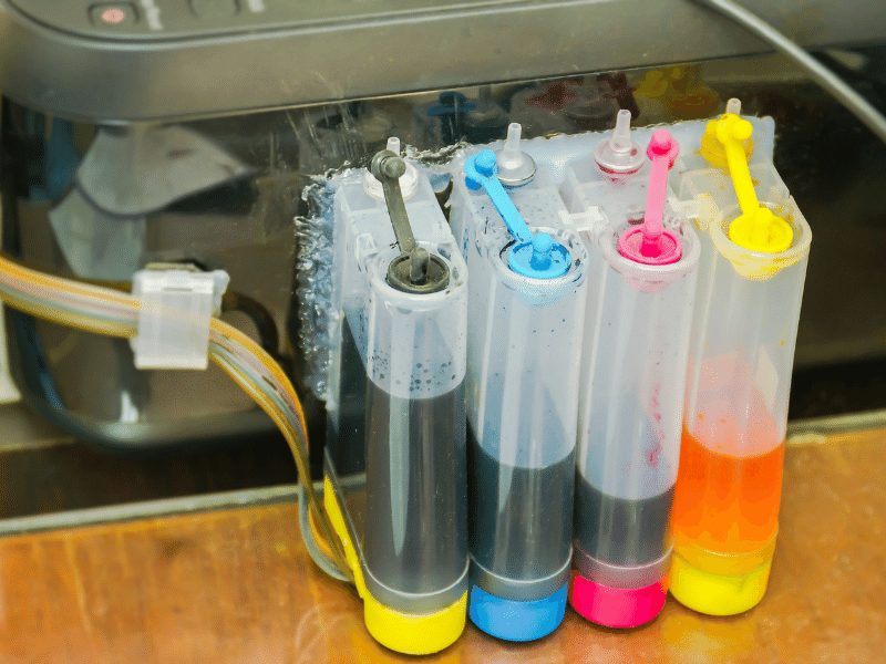 Sử dụng đổ mực máy in giá rẻ kém chất lượng ảnh hưởng trực tiếp đến chất lượng bản in Sử dụng đổ mực máy in giá rẻ kém chất lượng ảnh hưởng trực tiếp đến chất lượng bản in