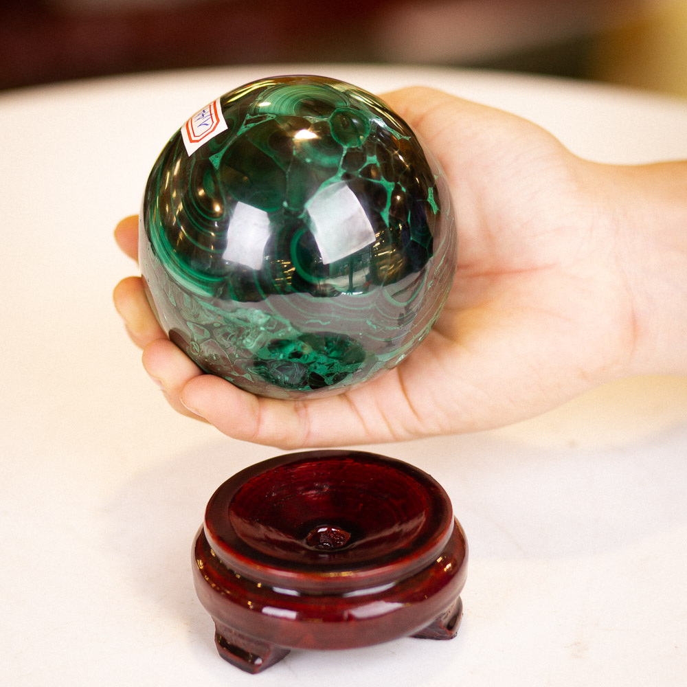 Alt: Tham khảo quả cầu đá lông công tại đá phong thủy An Phát Alt: Tham khảo quả cầu đá lông công tại đá phong thủy An Phát