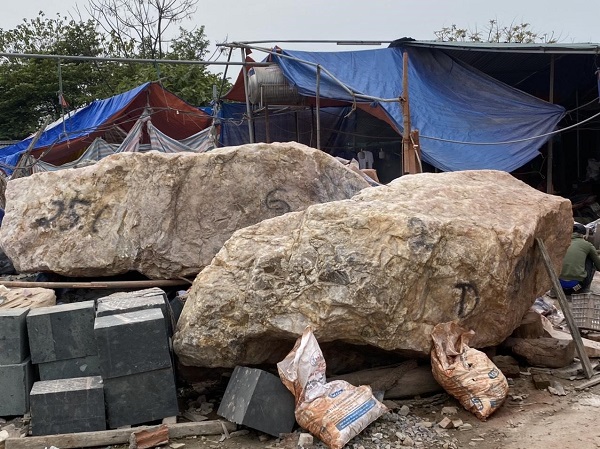 đá thạch anh vụn dải nền nhà