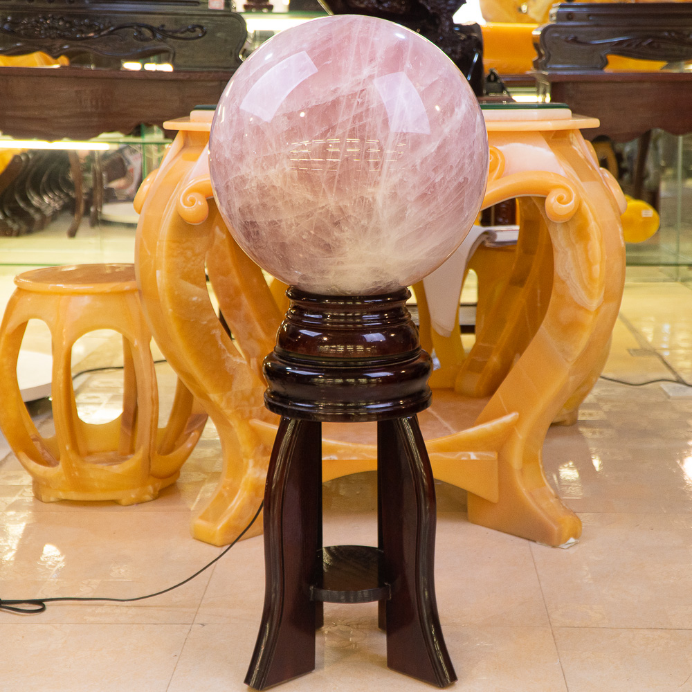 Quả Cầu Phong Thuỷ Thạch Anh Hồng 59,2kg - M23811