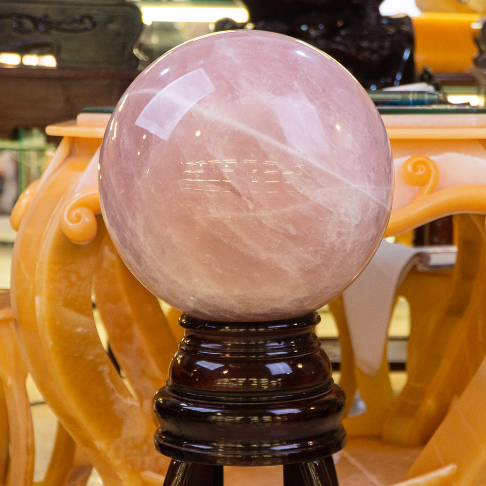 Quả Cầu Phong Thuỷ Thạch Anh Hồng 49.2kg - M23812