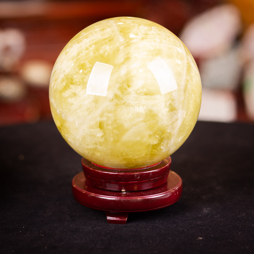 Quả cầu thạch anh vàng tại An Phát Quả cầu thạch anh vàng tại An Phát