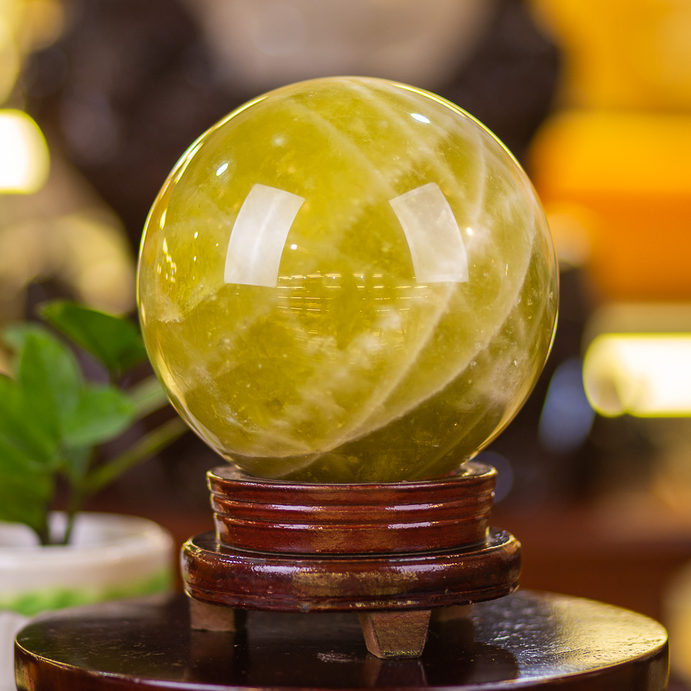 Quả Cầu Phong Thuỷ Thạch Anh Vàng 2,92kg - M14531