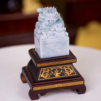 Ấn Rồng Phong Thuỷ Ngọc Phỉ Thúy (Ngọc Jadeite) 1,35kg - M23534