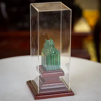 Ấn Rồng Phong Thuỷ Đá Lông Công 0,6Kg - M0897