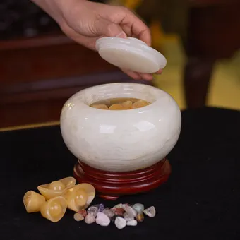 BÁT TỤ BẢO | BÁT TỤ LỘC | BÁT TỤ TÀI | BÁT TỤ THỦY ĐÁ NGỌC ONYX 18cm - 4,2Kg (5 nén vàng, vụn ruby, vụn ngũ sắc, đế gỗ) - M211716