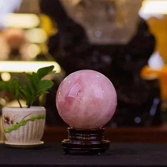 Giá quả cầu đá phong thủy là bao nhiêu? Mua ở đâu chất lượng?