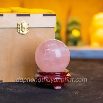 Quả Cầu Phong Thủy Đá Thạch Anh hồng 0.57kg - 7.5cm - M1479