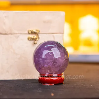 Qủa Cầu Phong Thủy Đá Thạch Anh Tím 0.6kg - 7.5cm M26490
