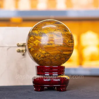 Quả Cầu Phong Thủy Màu Đỏ Đá Mắt Hổ 2.19kg M039013 - 11cm