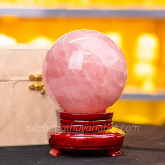 Quả Cầu Phong Thủy Đá Thạch Anh Hồng 2,76kg - 12,5cm - M23814