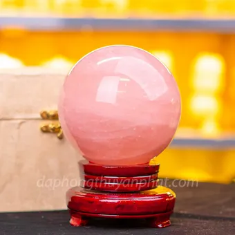 Quả Cầu Phong Thủy Đá Thạch Anh Hồng Có Sao* 2,9kg - 12,5cm - M05729