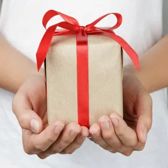 Top 5 quà sinh nhật cho sếp nam tinh tế tại Đá phong thủy An Phát