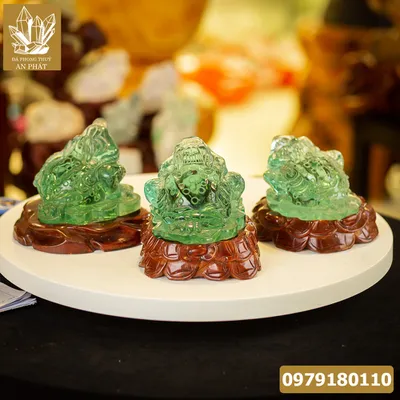 Cóc Ngậm Tiền Màu Xanh | Thiềm Thừ (Cóc 3 Chân, Cóc Ngậm Tiền) Đá Thủy Tinh Núi Lửa Xanh - M1374