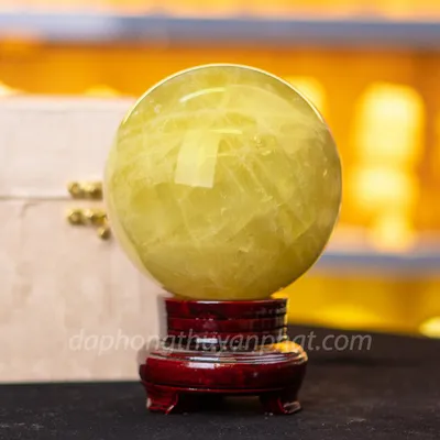 Quả Cầu Phong Thủy Đá Thạch Anh Vàng 2.6kg, 12cm - M19777