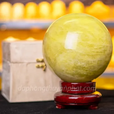 Quả Cầu Phong Thủy Đá Thạch Anh Vàng 6,43kg, 17cm - M1977643