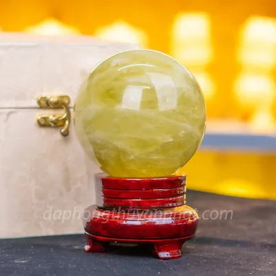 Qủa Cầu Phong Thủy Đá Thạch Anh Vàng 1,35kg - 9,5cm - M19772