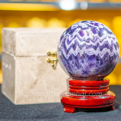 Qủa Cầu Đá Phong Thủy Thạch Anh Tím - 2,7kg - 12,5cm M25988