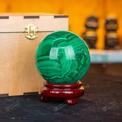 Quả Cầu Phong Thủy Đá Lông Công 1.83Kg - 9.6cm - M2729