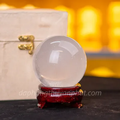 Qủa Cầu Phong Thủy Đá Thạch Anh Trắng 0,95kg - 9cm - M26070