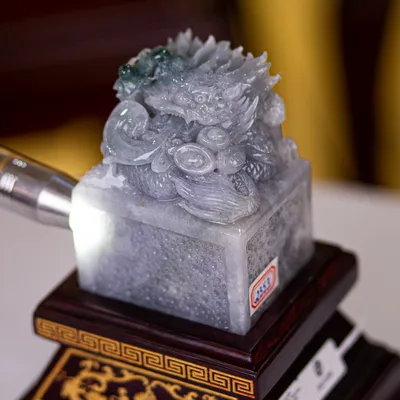 Ấn Rồng Phong Thuỷ Ngọc Phỉ Thúy (Ngọc Jadeite) 1,15kg - M23531