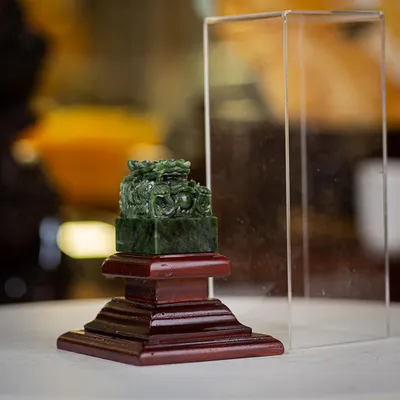 Ấn Rồng Phong Thuỷ Ngọc Nephrite (Ngọc Bích) 0,5 Kg - M2659