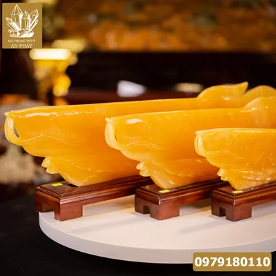 Cá Rồng Ngọc Onyx Vàng Tự Nhiên - M1669