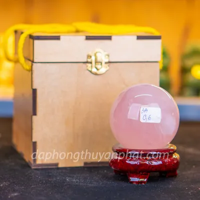 Qủa Cầu Phong Thủy Đá Thạch Anh Hồng 0.6kg - 7.6cm - M0315 VIP 6A có SAO