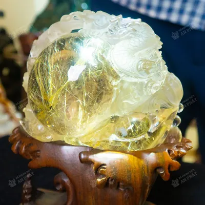 Tác Phẩm Nhất Long Vờn Ngọc Thạch Anh Tóc Vàng VIP AP008