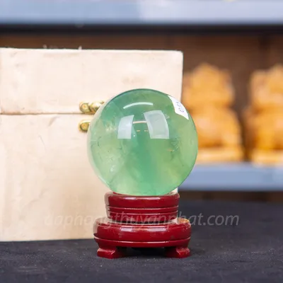 Quả Cầu Thạch Anh Xanh - Fluorite Xanh Trong Thấu Quang VIP 0.93kg - 8.5cm M26500930