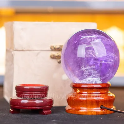 Qủa Cầu Phong Thủy Đá Thạch Anh Tím 1.37kg - 10cm M26492