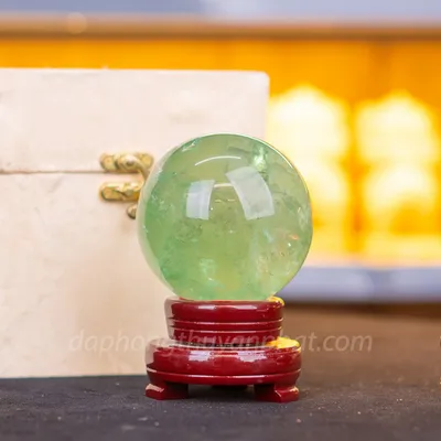 Quả Cầu Thạch Anh Xanh - Fluorite Xanh Trong Thấu Quang VIP 0.91kg - 8cm M2650091